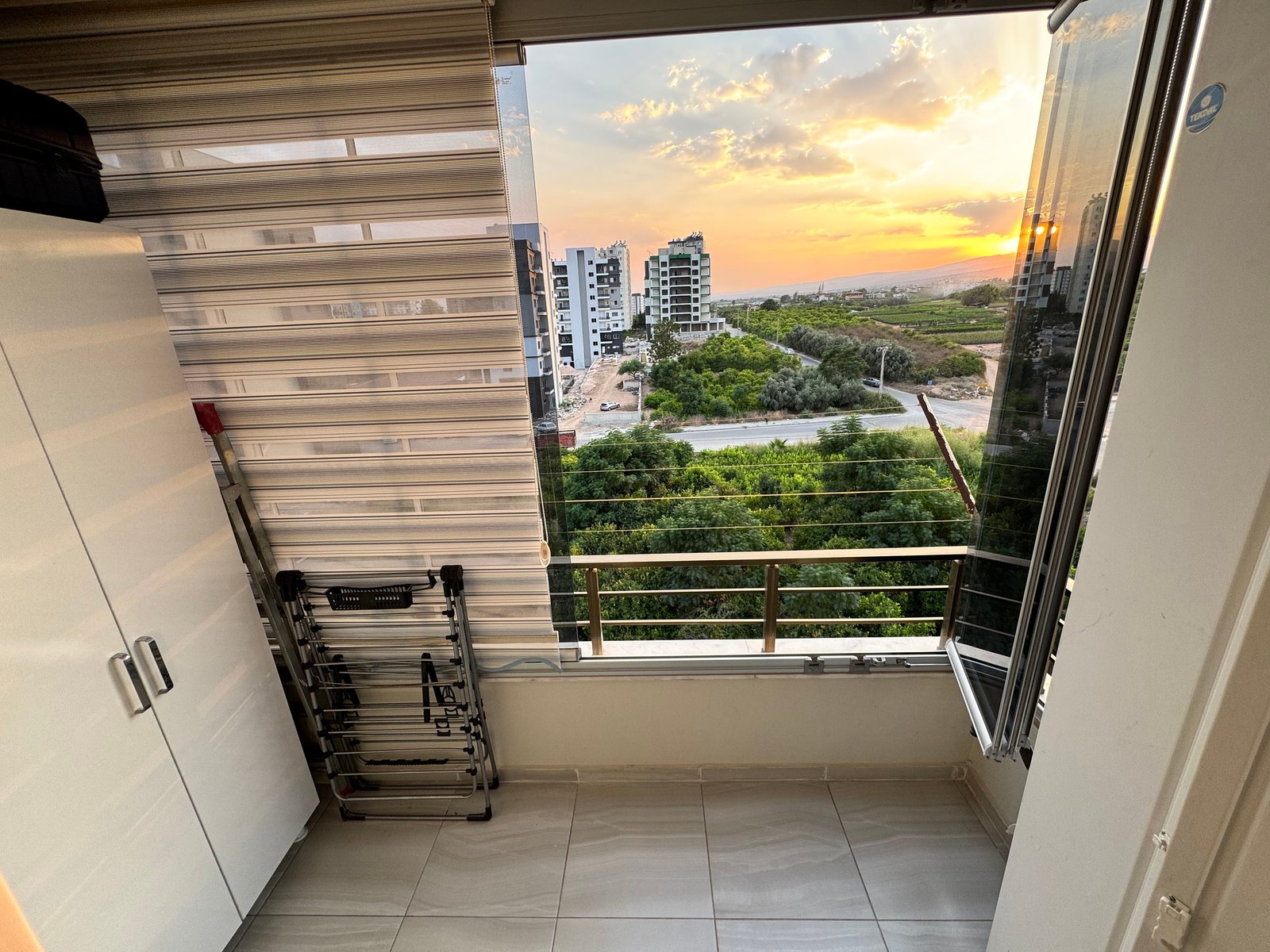 TURYAP TROPİK'TEN MEZİTLİ DAVULTEPE'DE GENİŞ OTURUM 3+1