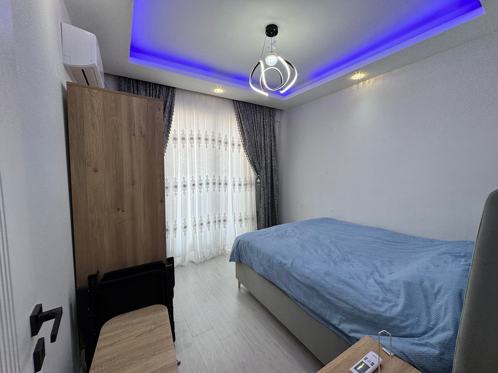 TURYAP TROPIK'TEN KIZ KALESINDE LÜX 1+1 HAVUZLU DAIRE