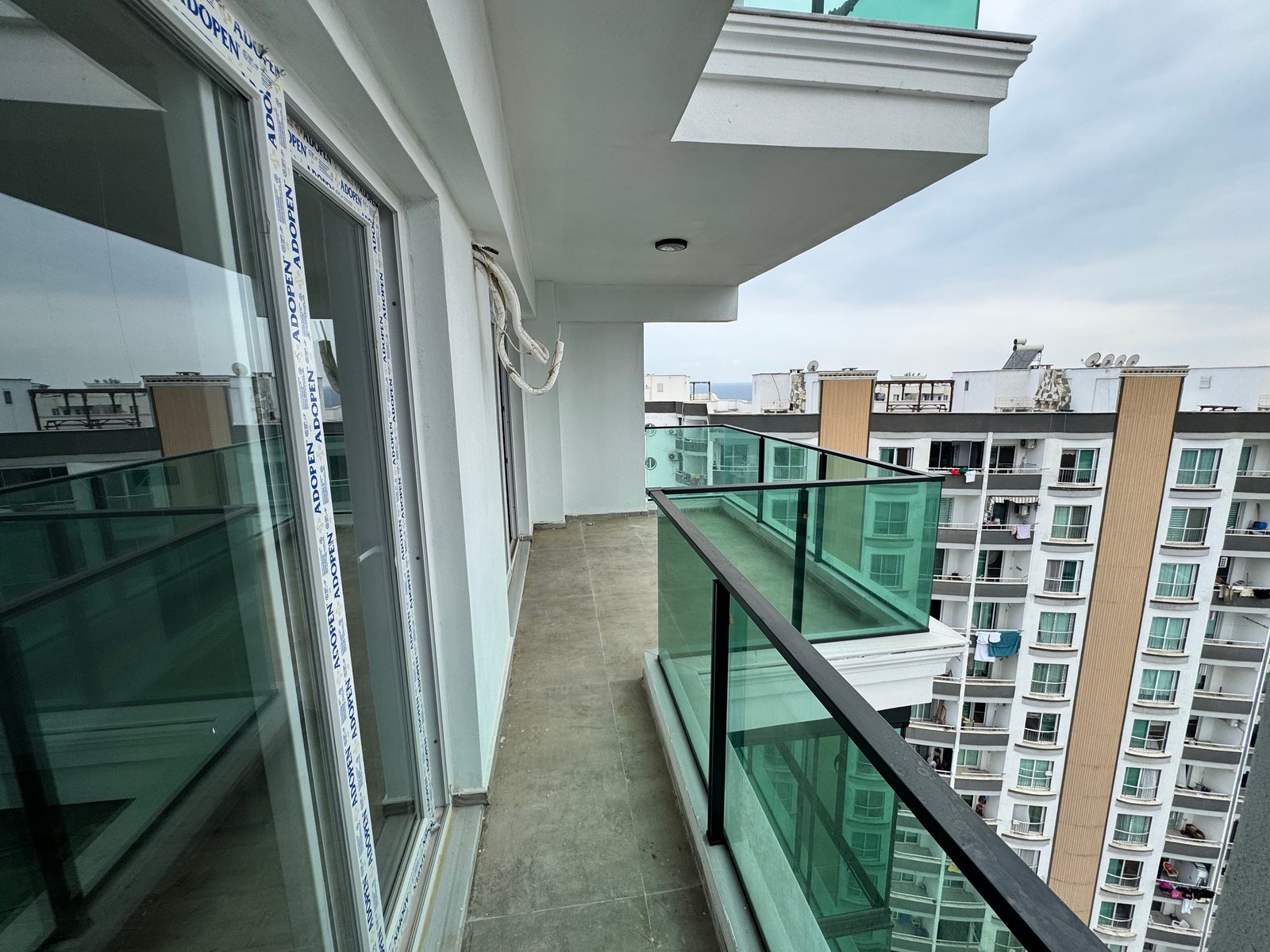 TURYAP TROPIK'TEN ERDEMLİ TÖMÜK'TE LÜX 1+1 HAVUZLU DAIRE