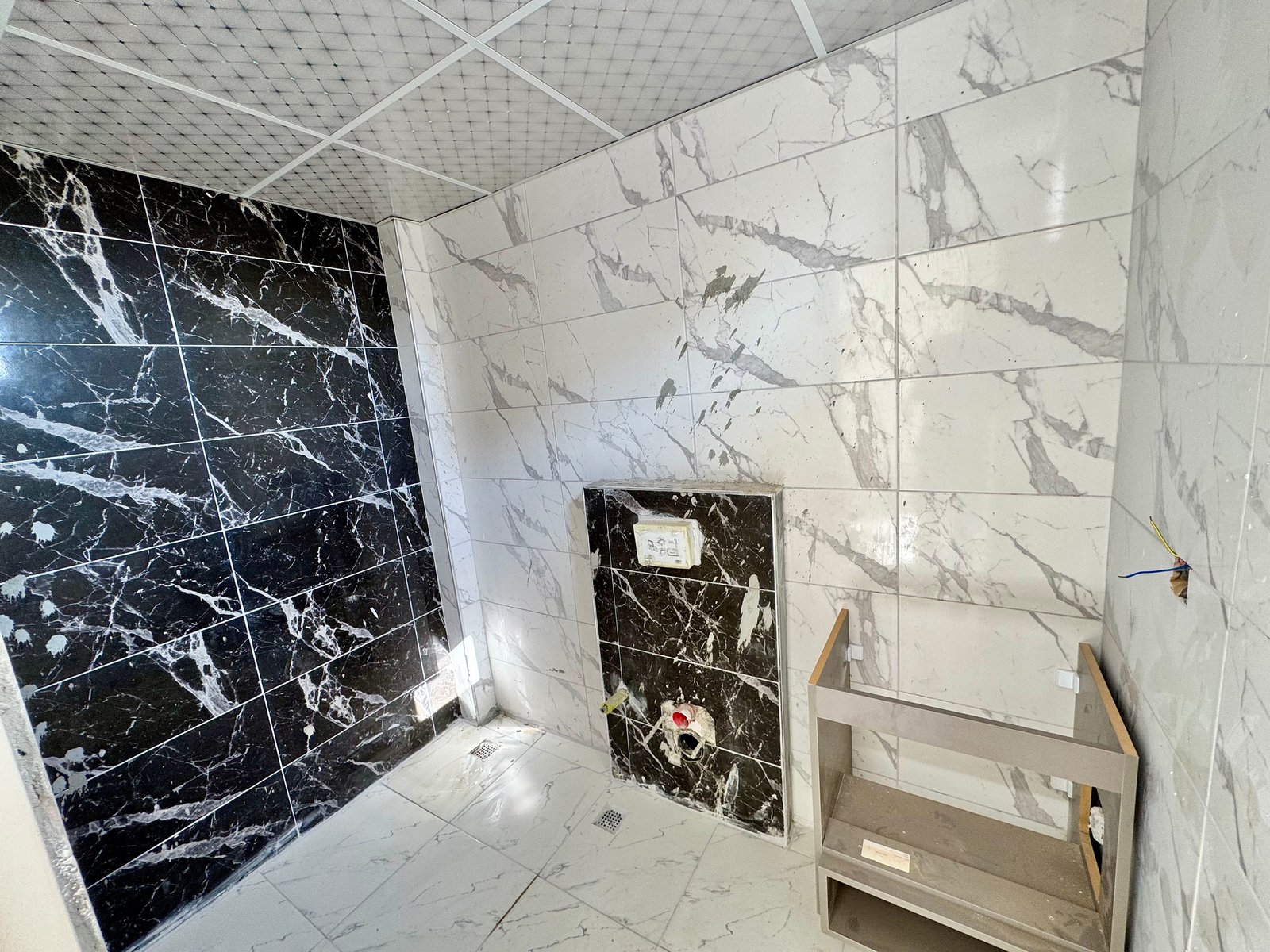 REMAX TROPIK'TEN TÖMÜK'TE LÜKS GENIŞ 2+1 DAIRE